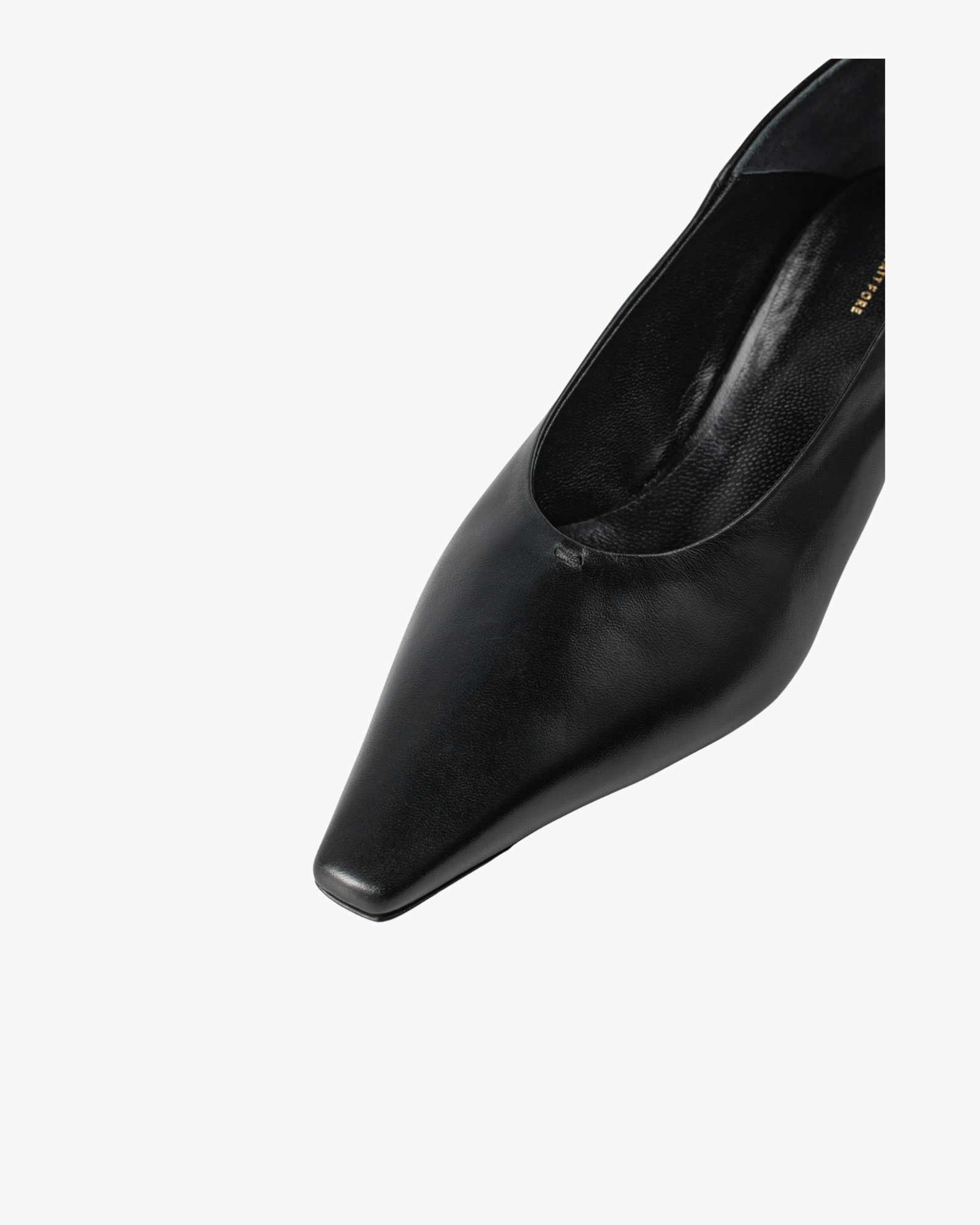 Dyan Pump Black Leather Pointed Toe Pump