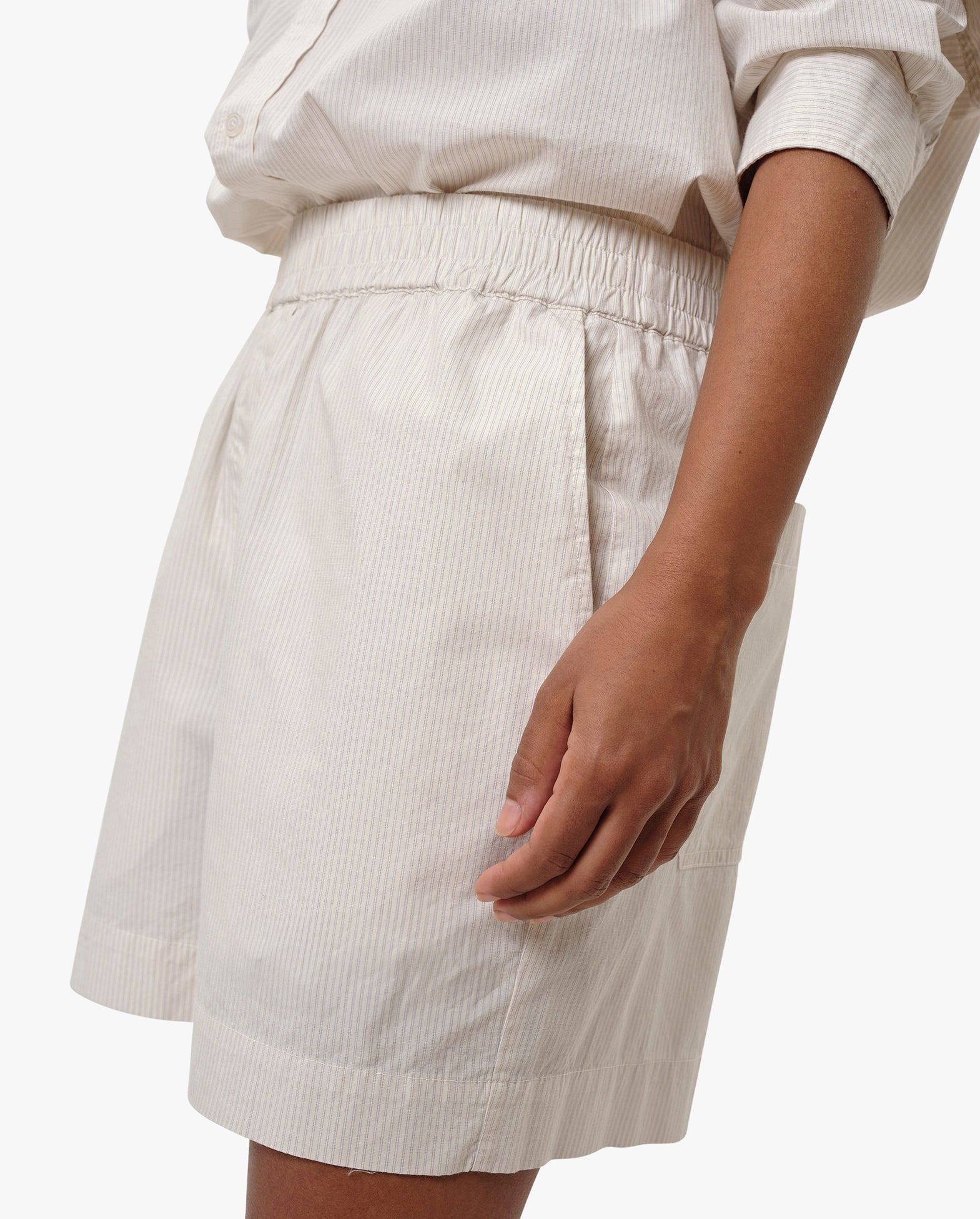 Alma Shorts