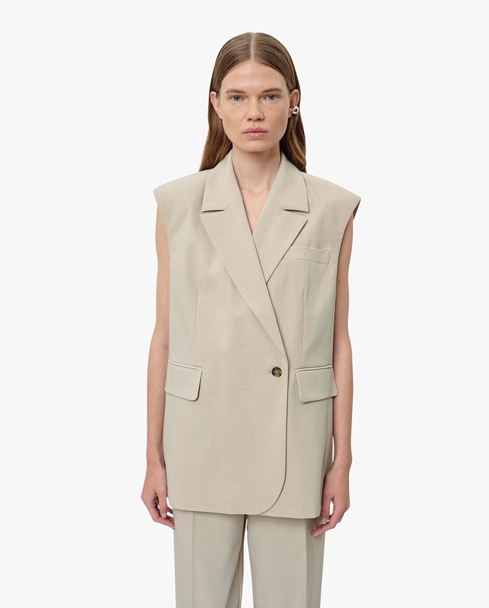 Averill Vest