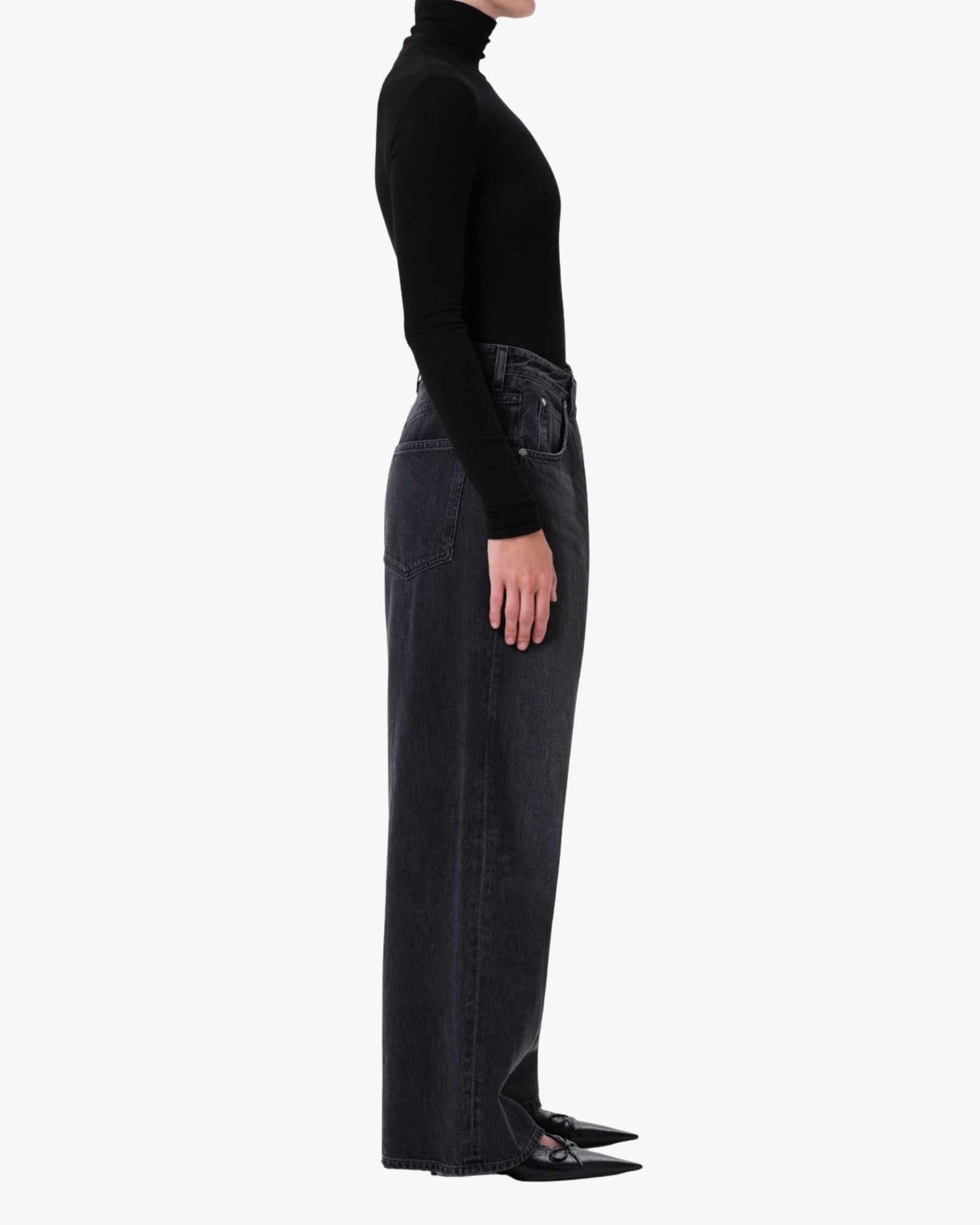 Vana Fold Jean Arcane