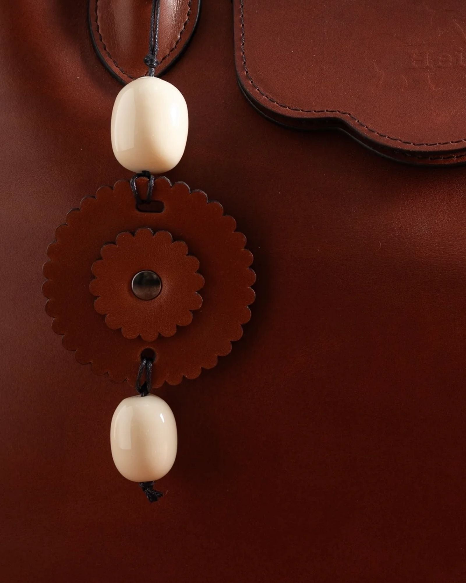 Rosette/Porcelain Charm