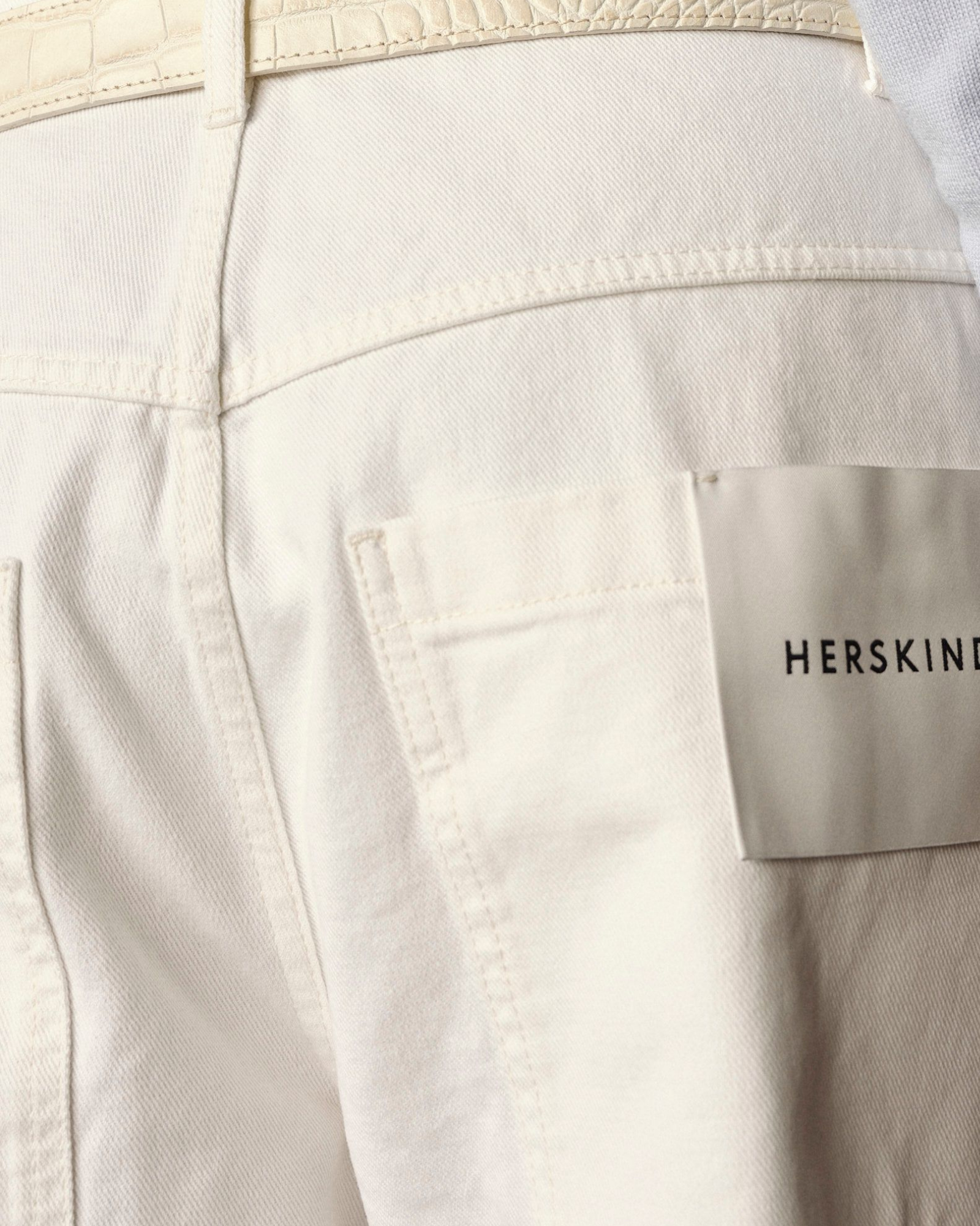 Esme Relaxed Jeans Off White