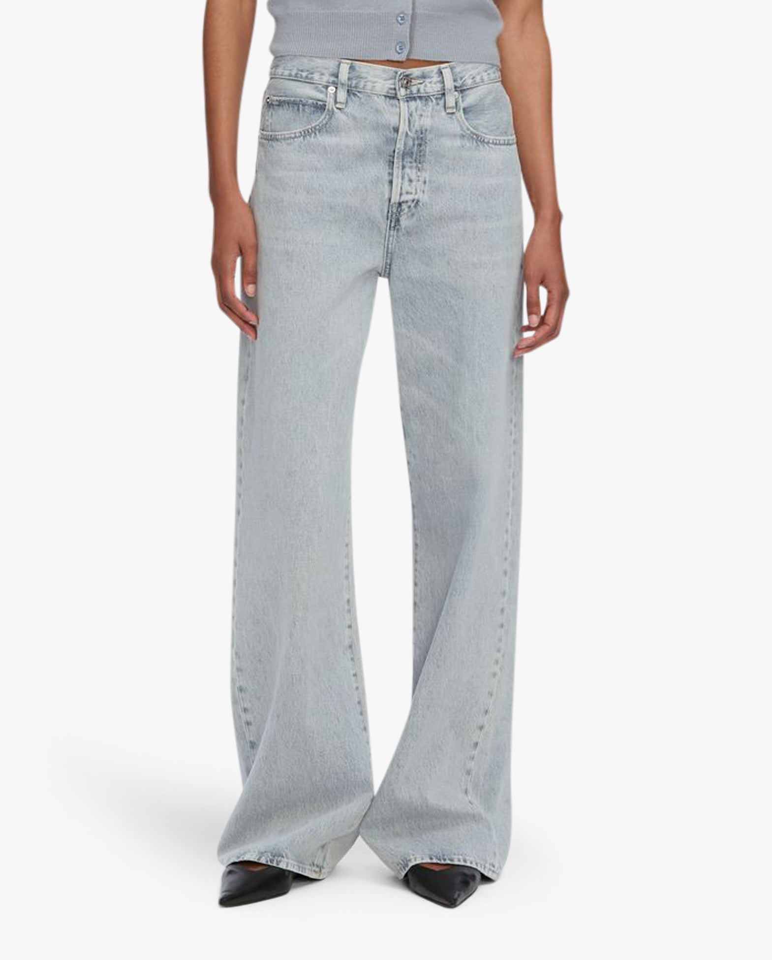 The Loose- Relaxed Wide Leg Fit