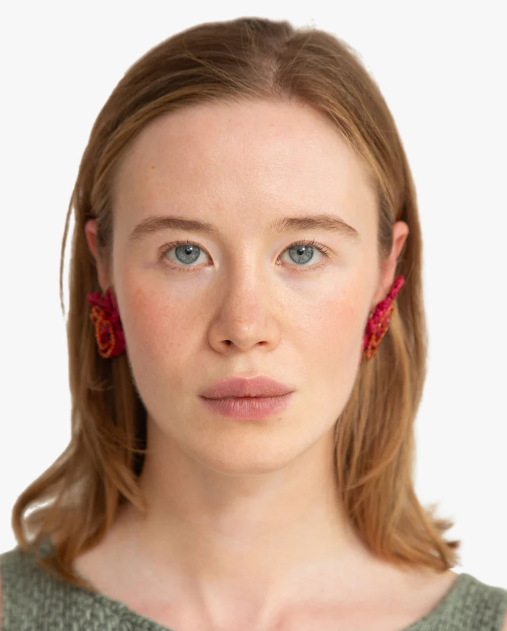 Four Petal Raffia Earrings Magenta
