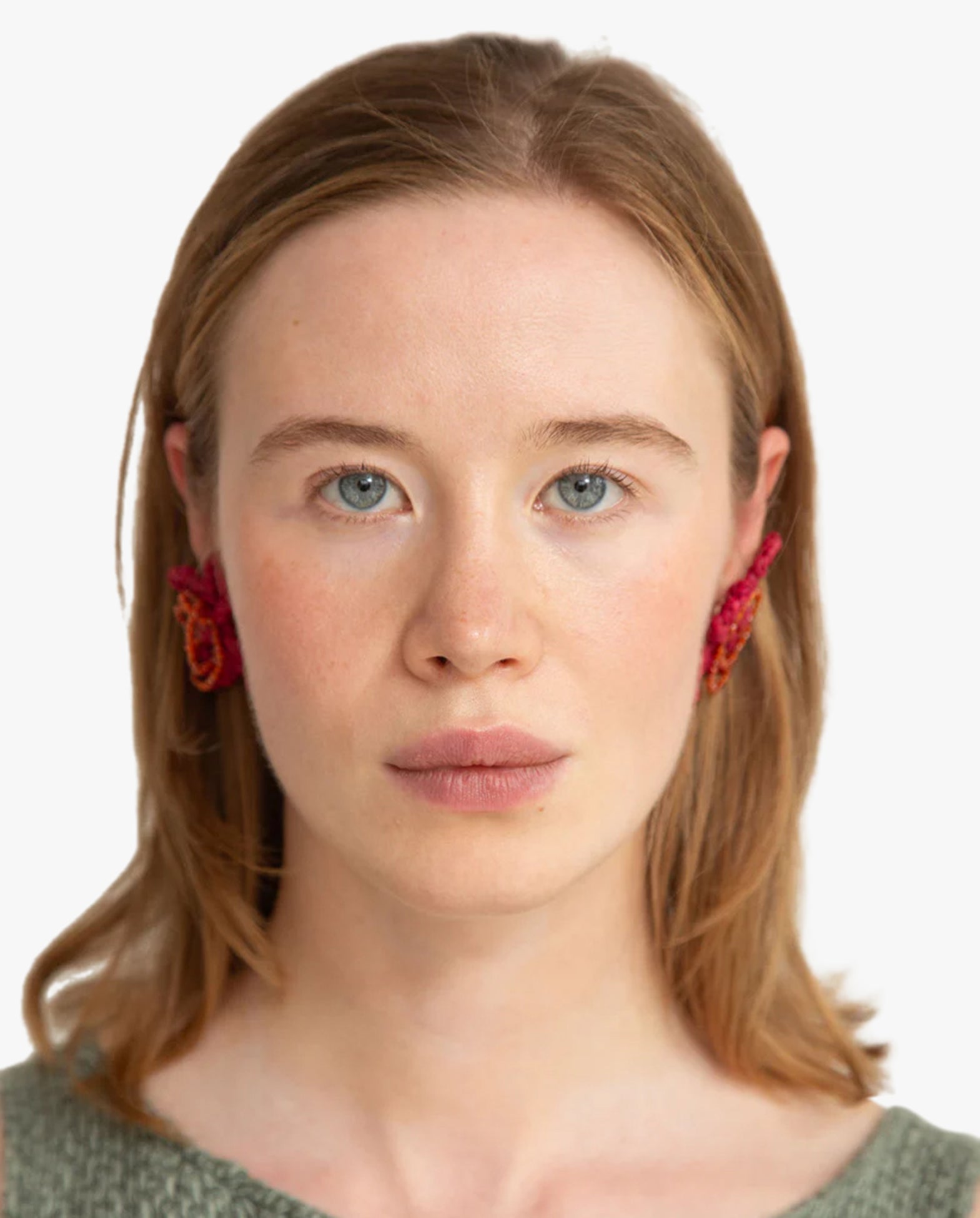 Four Petal Raffia Earrings Magenta