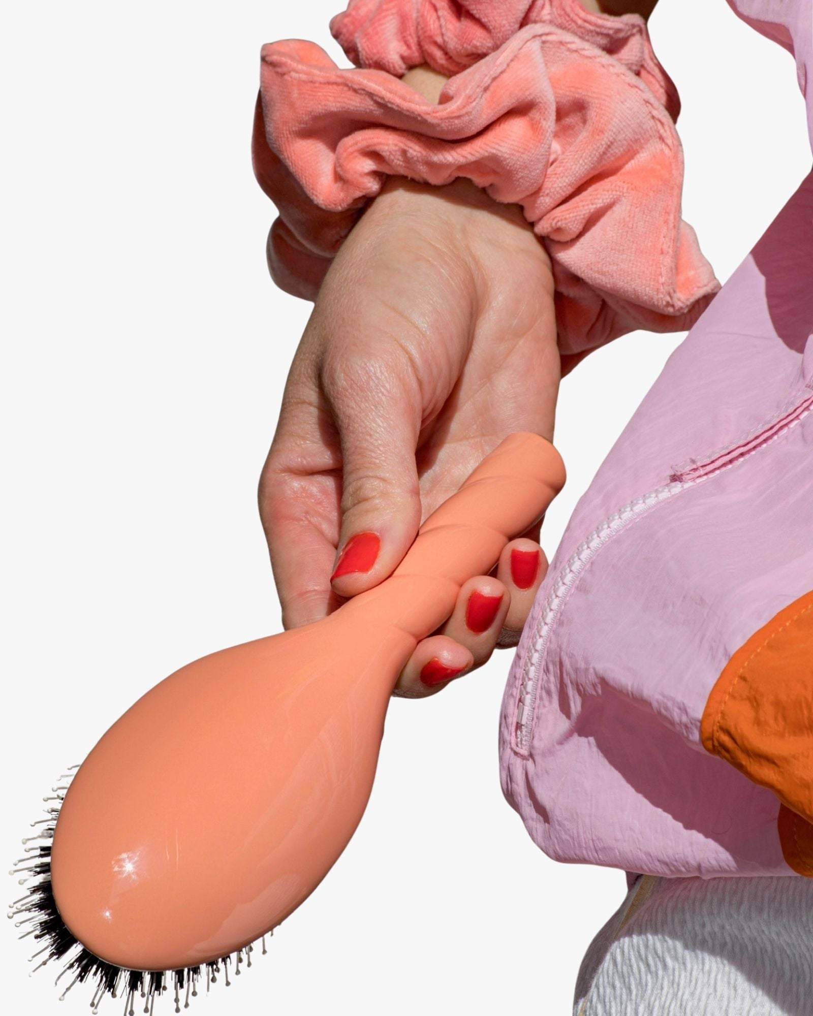N.03 The Essential Soft Gentle Scalp Hairbrush Coral Orange