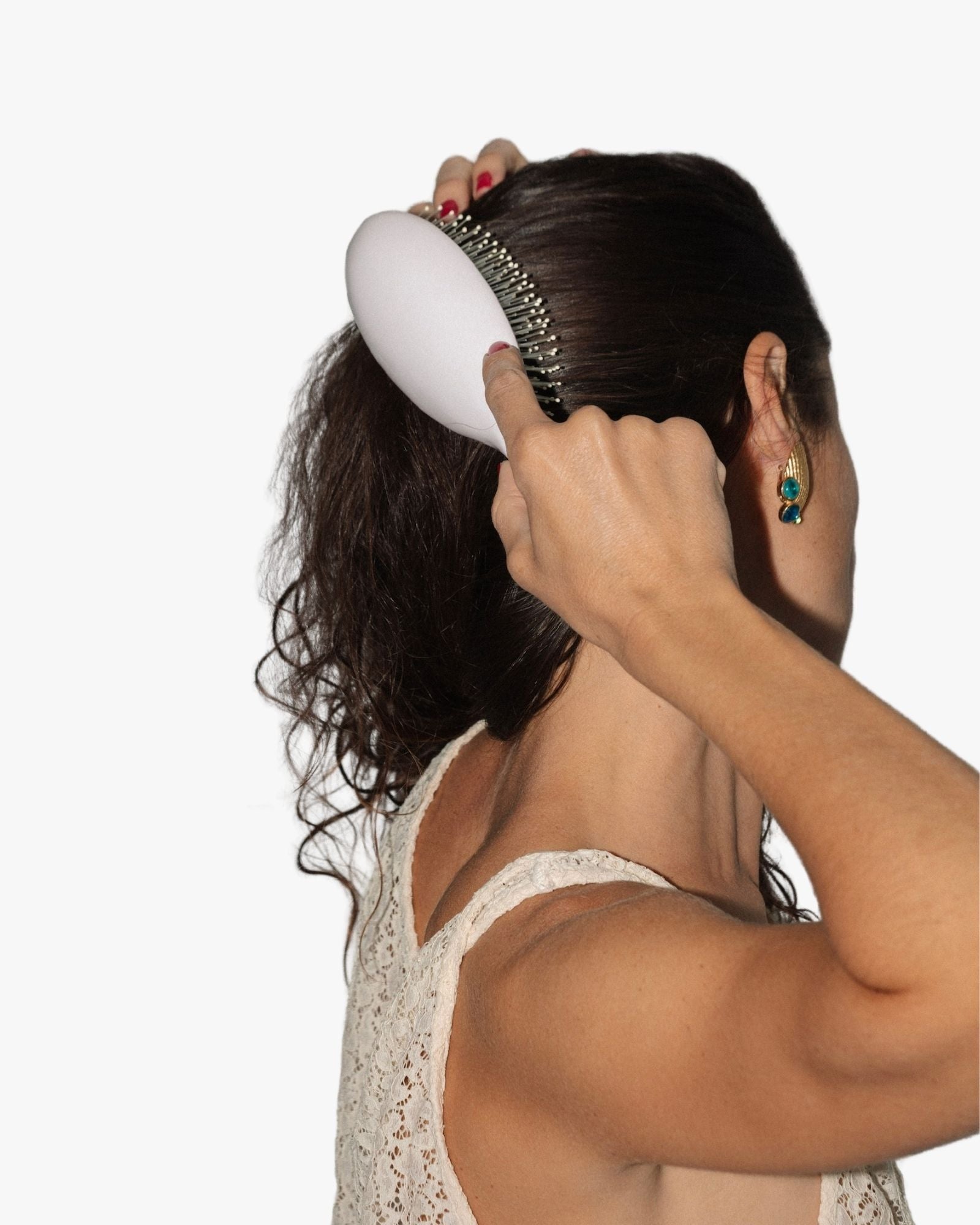 N.04 The Miracle Massaging Detangling Hairbrush Creamy White