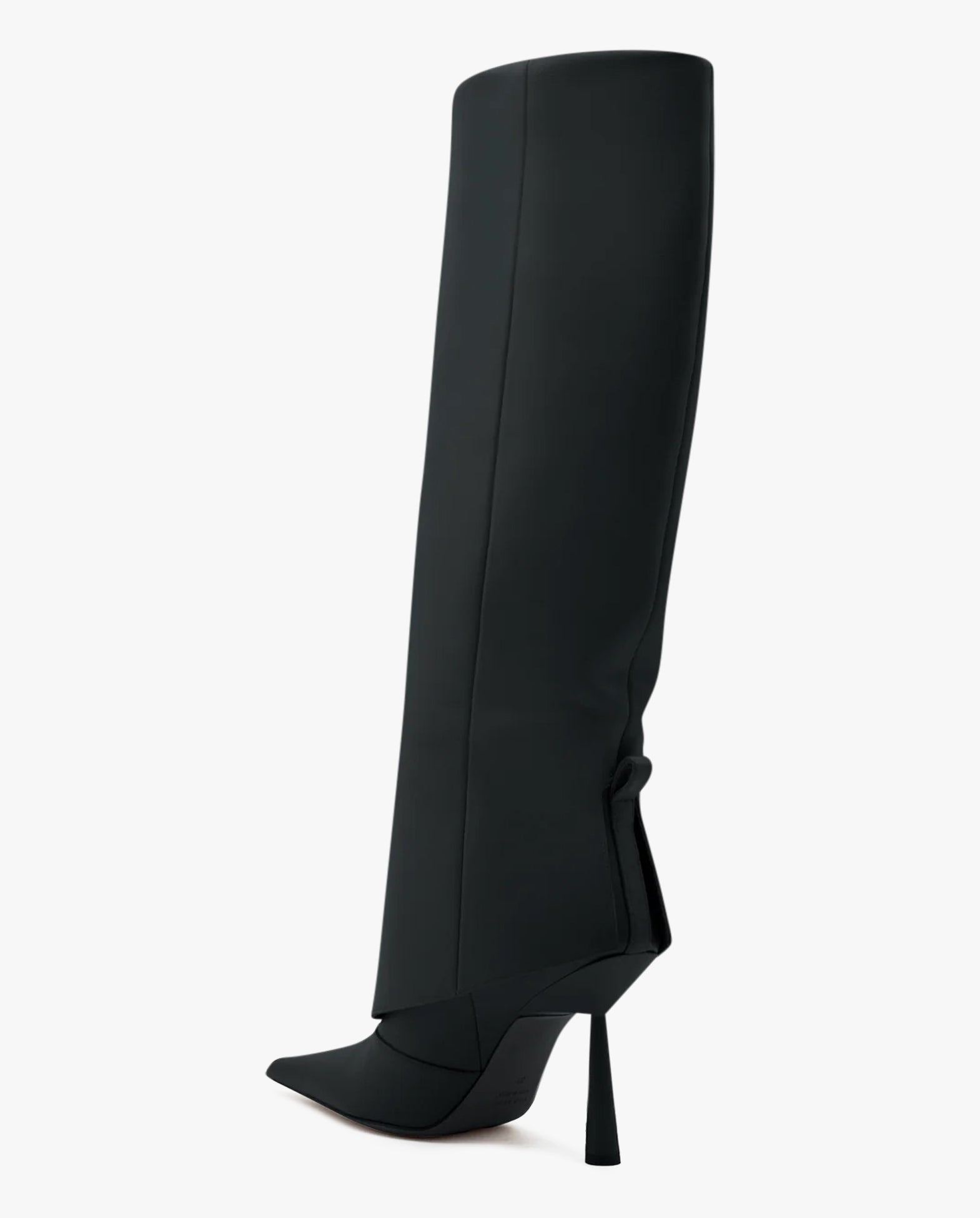 High heeled leather boots in calf leather