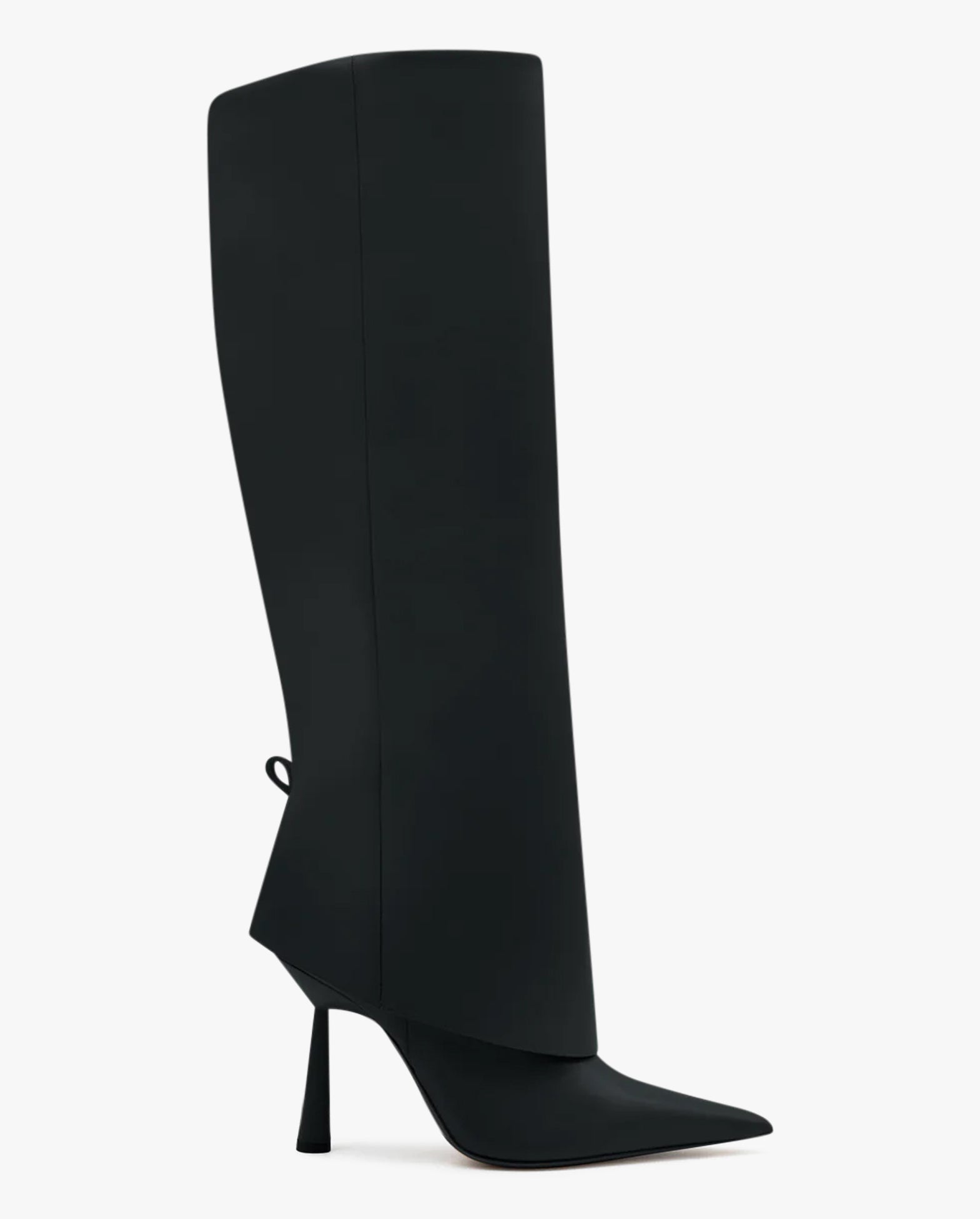 High heeled leather boots in calf leather