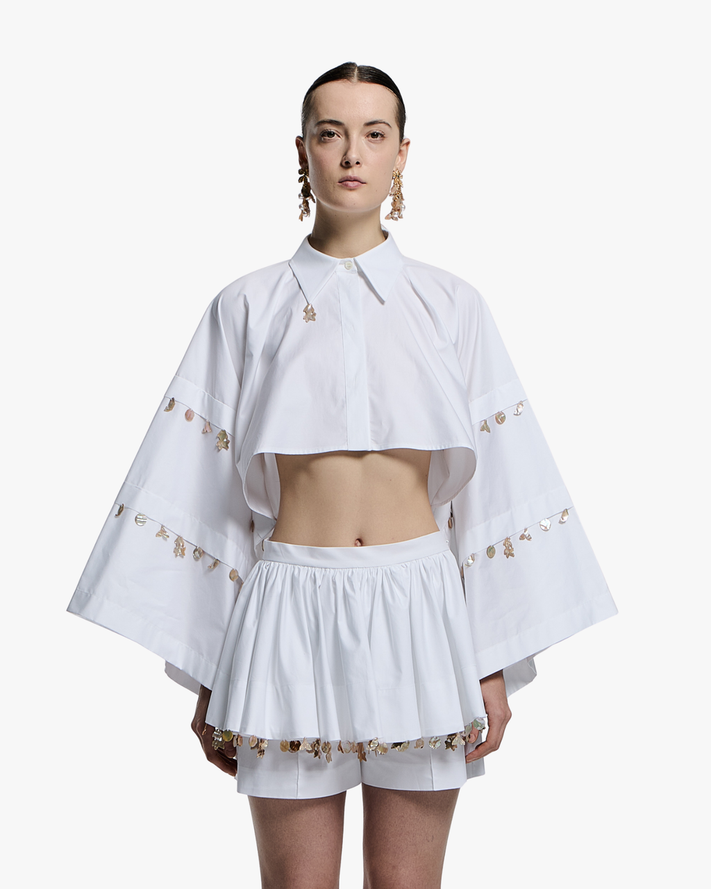 Short-Sleeve Oversized Shirt with Wide Sleeves and Fishbone Detail