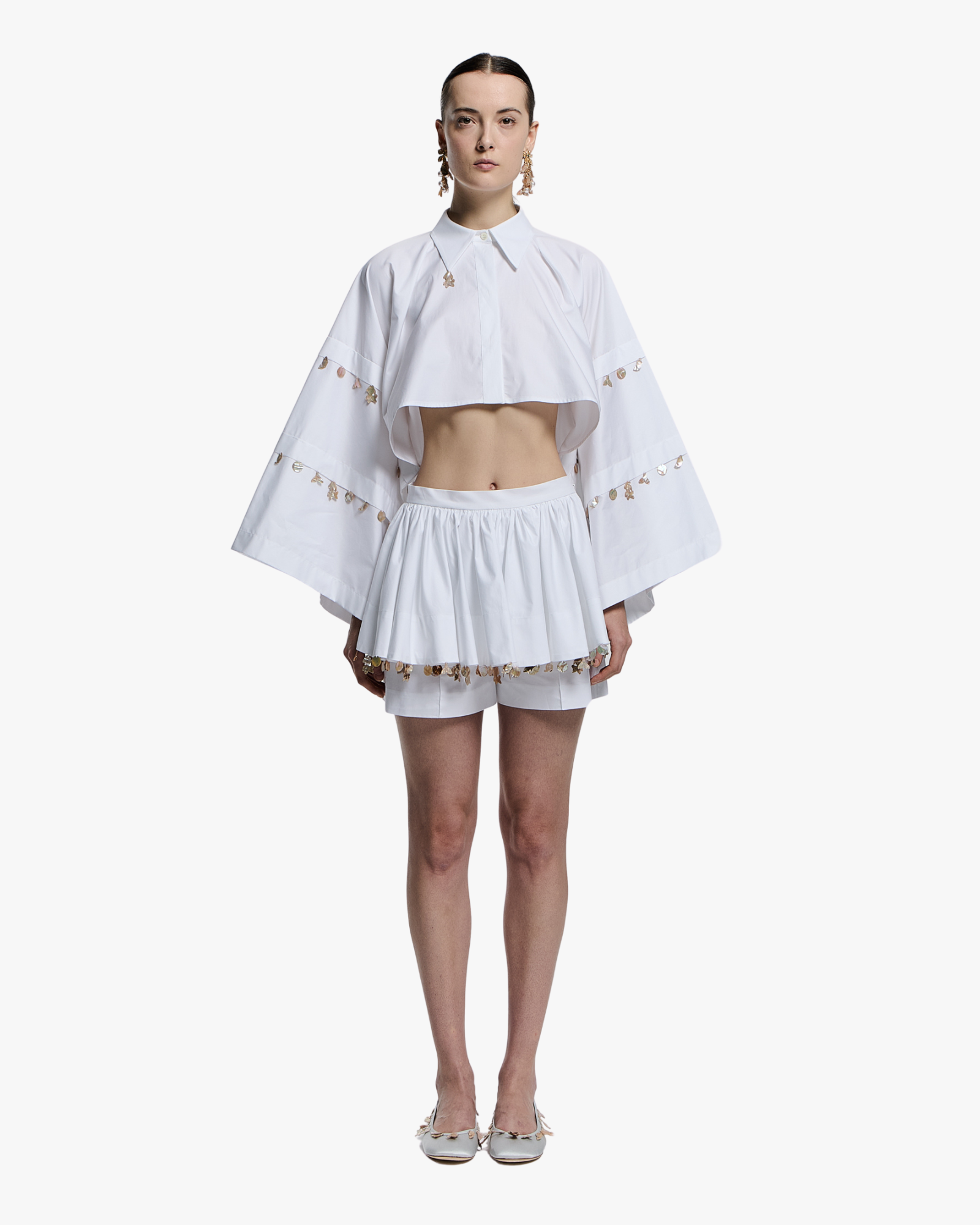 Short-Sleeve Oversized Shirt with Wide Sleeves and Fishbone Detail