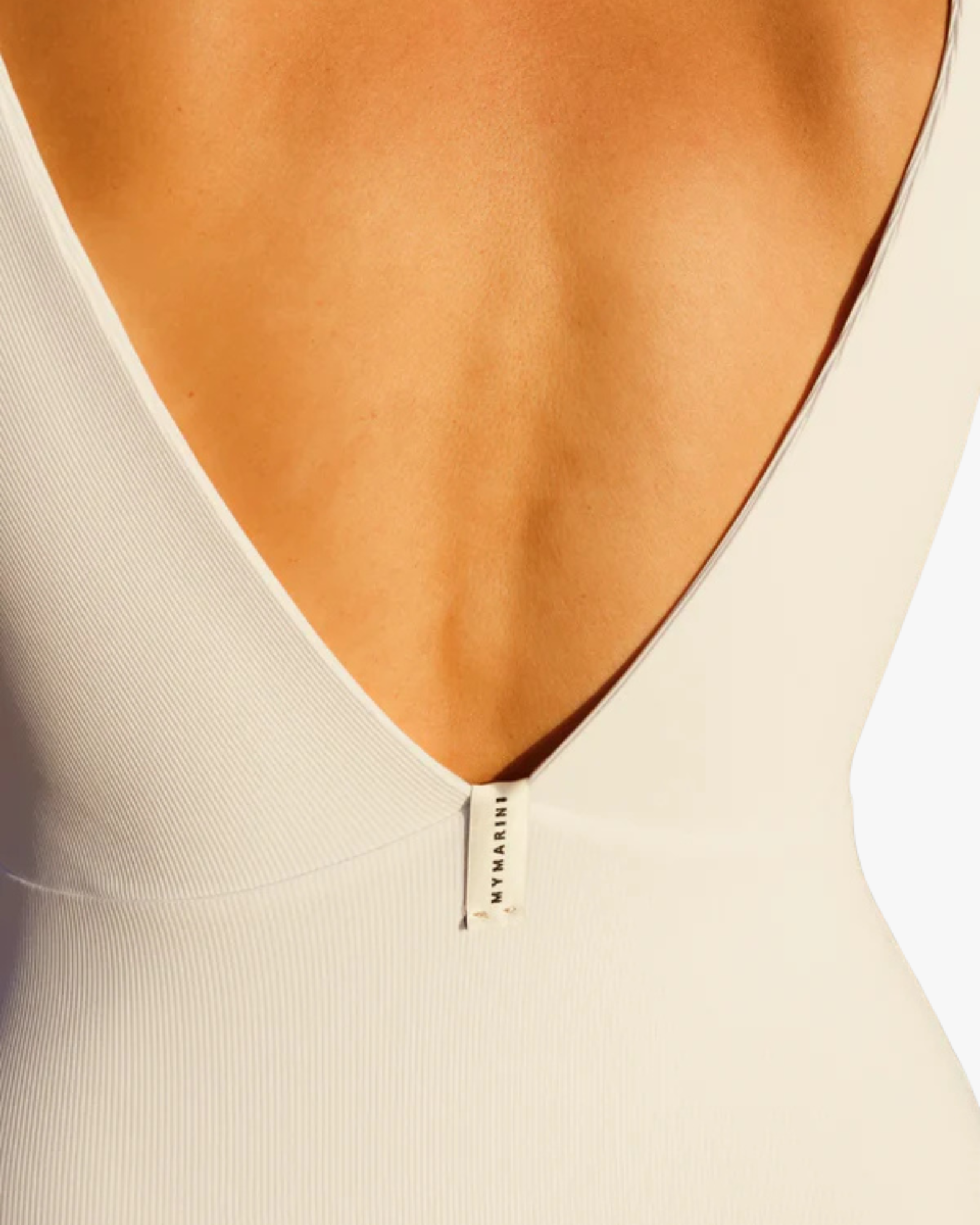 Seabody Onepiece Swimsuit V-Back White