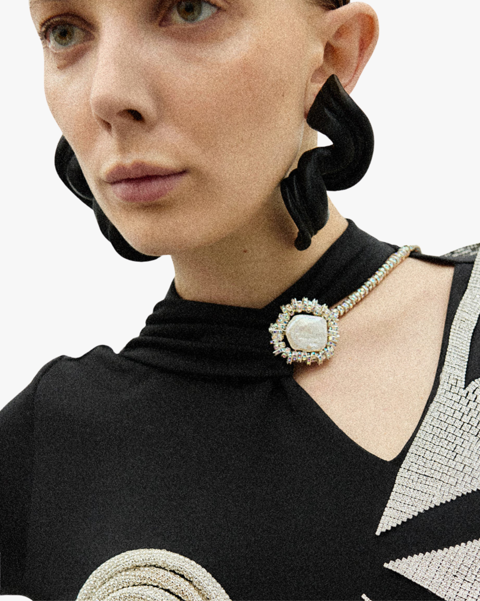 Brooch Silencio Chained Silver