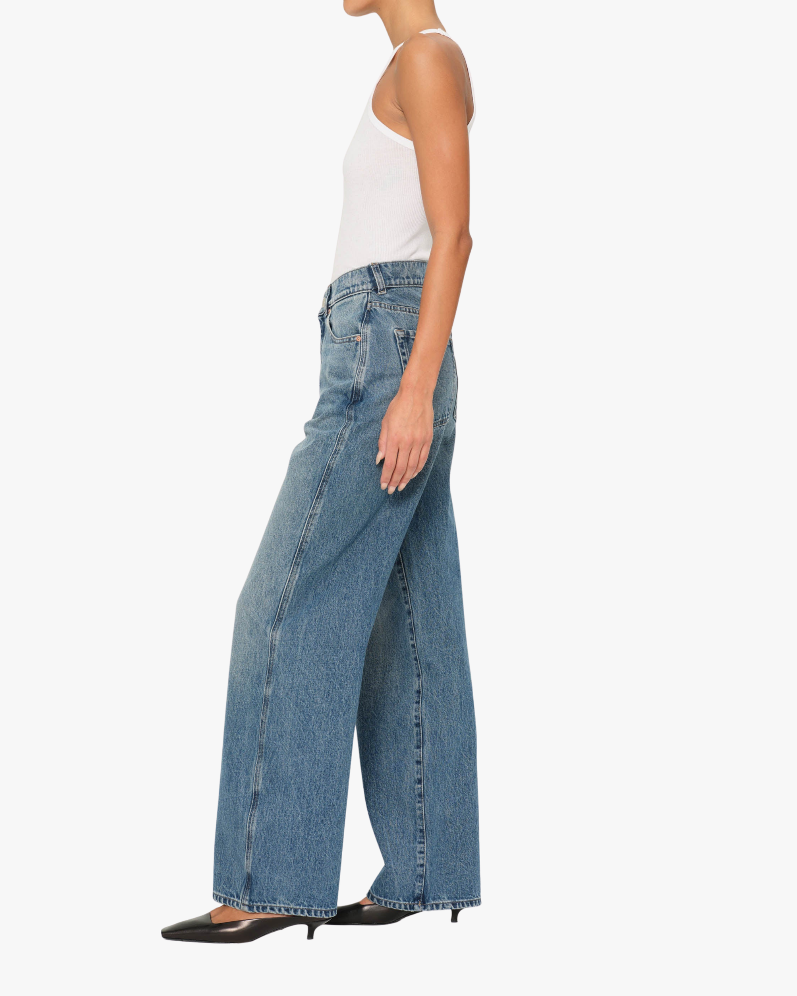 Taylor Relaxed Barrel High Rise 31" Jeans Sky Blue